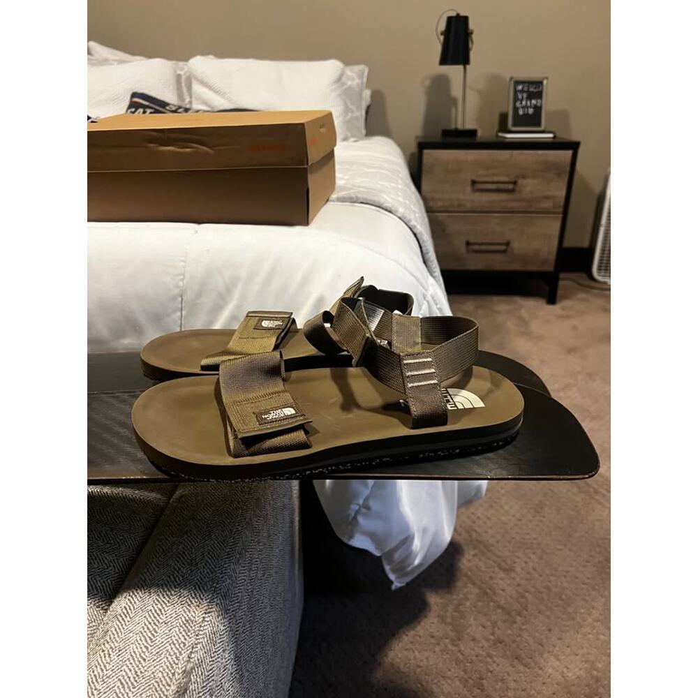 The North Face Skeena Sandals size 11